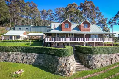 Image de Montana - Simply gorgeous with valley views to match - Mountain side living with views and heated pool