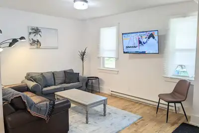 Image de downtown 4 bedroom 2 Bath