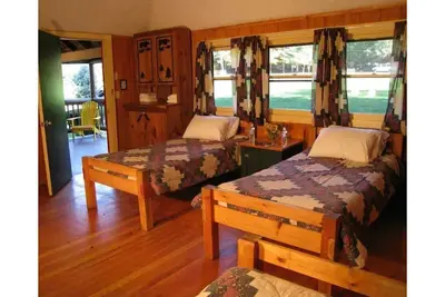 Image de Club Getaway Pine Grove 3