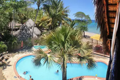 Image de Caribbean treehouse right on a sandy beach, pool/jacuzzi/internet!