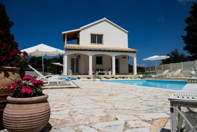 Image de Fedrita: mountain-sea views/private pool/wi-fi/ac/bbq/2 km to the beach.