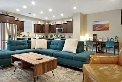 Image de Luxury Mountain Townhouse w/ Ac & 2 car garage! Close to Nau! Great location!