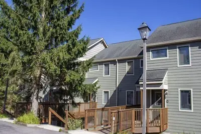 Image de Powderidge 24 Spectacular Slope Side 2 Br Condo