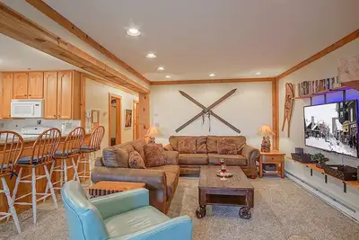 Image de Summit 102a - 3 Br Condo Steps From Village & Slopes