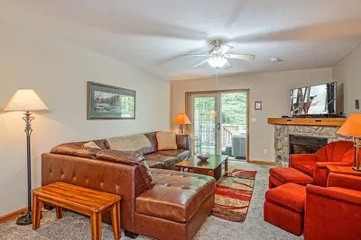 Image de Creekside E17, Frisco Kid Retreat Jacuzzi Sleeps 11