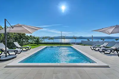 Image de Villa Elements - villa en bord de mer pour 10 personnes avec piscine privée