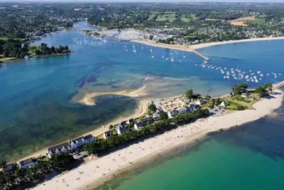 Image de Grande maison familiale au calme - Proche Mer