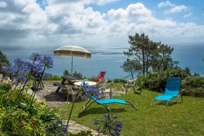 Image de Vue mer magnifique pour cette grande maison à l'emplacement paradisiaque