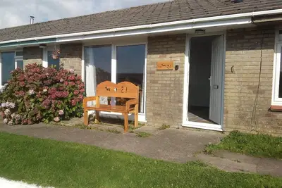 Image de one bed room with sofa bed, wifi, sea views