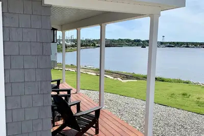 Image de Harbor View Landing, Mystic Ct - The Block Island Waterfront Cottage
