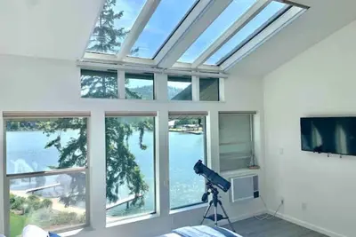 Image de Your Condo on the Lake with amazing views!