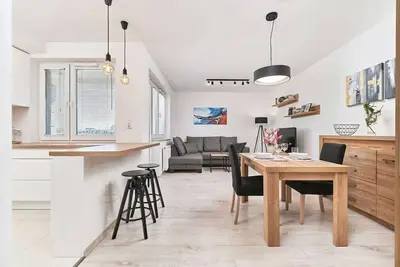 Tęczowa 101 | Spacious Apartment | Parking