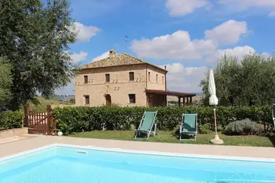 Image de Maison de vacances Corridonia pour 1 - 8 personnes avec 4 chambres Ă coucher - Ferme