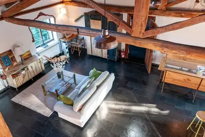 Image de Exclusive Apartment With 3 Double Rooms In Artistic Building