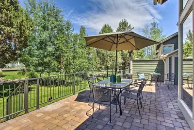 Image de Juniper Creek Inn - Eagle Crest on the Creek- Passes Included, No Resort Fees!