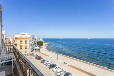 Image de Apt with balcony and sea view in Trapani!