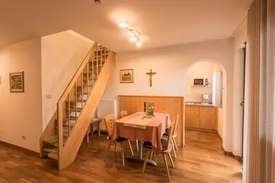 Image de Appartement \"Trocker Kastelrut 12\" près de Seiser Alm avec balcon, bain à remous et sauna