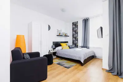 Image de Pielęgniarek 2 | Spacious studio | Remote working