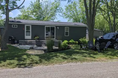 Image de Cute cottage with lots of fun amenities!