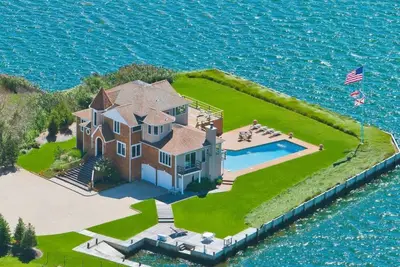 Image de Private Waterfront Home, Spectacular Inlet Views