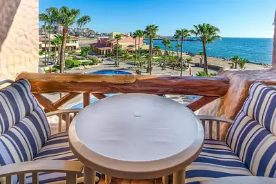 Image de Marina Pinacate 310 One Of These Nights Charming Ocean View Condo