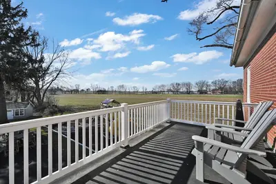 Image de Backyard Retreat