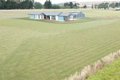 Image de A rural delight close to town shops, cafes, restaurants and wineries