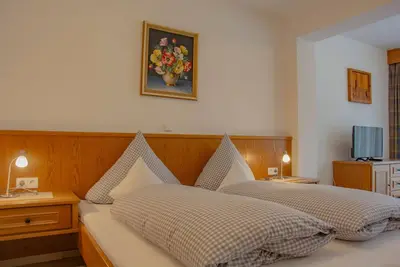 Image de Doppelzimmer 6 - Gästehaus Schädle Gebhard