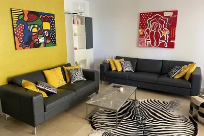 Image de Beautiful apartment with terrace and private garden 5 minutes from the beach