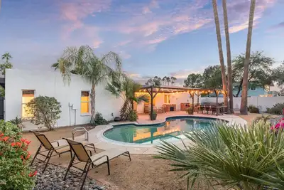 Image de Casa Voltaire by Porter | Luxury Heated Pool & Spa in Scottsdale, Az