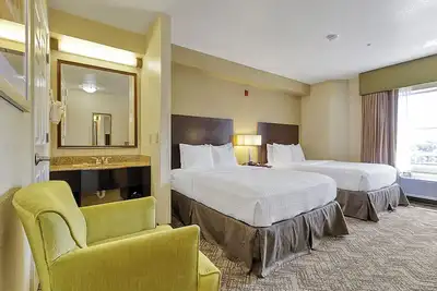 Image de Perfect Family Vacation! 4 Convenient Rooms, Enjoy Our Outdoor Pool & Breakfast