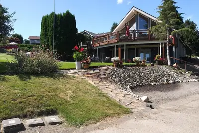 Image de Bay and Mountain view Getaway
