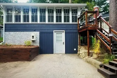 Image de Cozy Blue Cottage With Access To All Sports Lake.