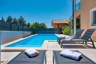 Image de Apartment with pool view 4