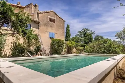 Image de Maison Avec Piscine - Proche Avignon