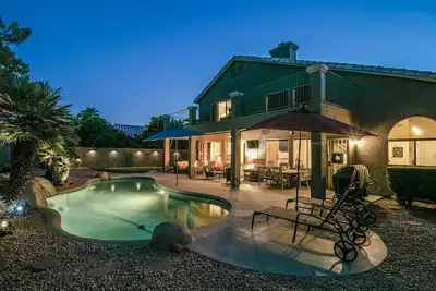 Image de Spectacular Golf Course Home with Pool and Views!