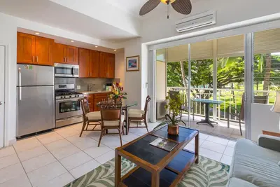 Image de Waikiki Shore 1 Bedroom Sleeps 4