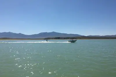 Image de Cute pioneer brick house in the country