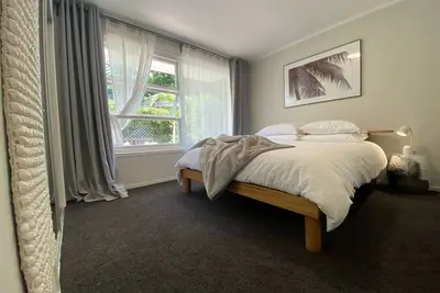 Image de Sky Blue Blomfield Spa! 2 min walk to Takapuna Beach!