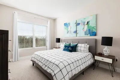 Image de ★ 4 Br 4 Ba Villa | 5min→Disneyworld |1804ft²| Gym