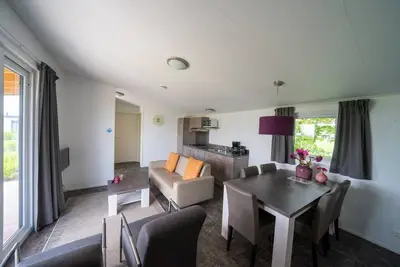 Image de Chalet moderne avec lave-vaisselle sur le Markermeer