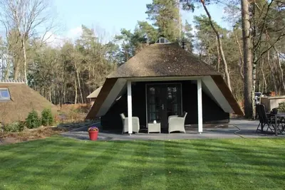 Image de Sprielderbosch 29 Luxury holiday rental Veluwe, located on a holiday park