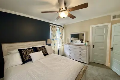 Image de Downtown Cozy Cottage Family Retreat