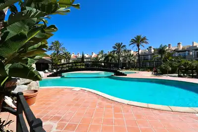 Image de villa de 4 chambres située dans le prestigieux complexe de golf de Vila Sol