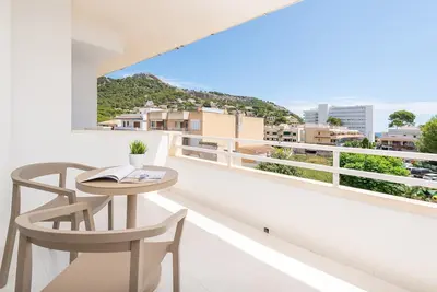 Image de Massanet (2b) - Stylish apartment with terrace, located 250 meters from the beach.