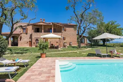 Image de Il Grillo 10, Emma Villas