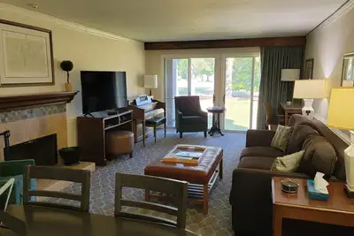 Image de Kingsmill Condo on Golf Course 9th Fairway! Local owner