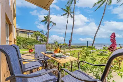 Image de Maui Stunning Beachfront Luxury Ground Floor with A/C. *Nani Kai Hale 101*