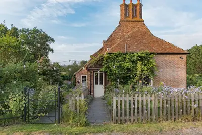 Image de Picturesque cottage for two in the Kent countryside - Moat Farm Cottage