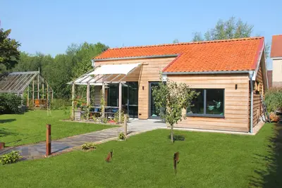 Beautiful Cottage in secluded garden